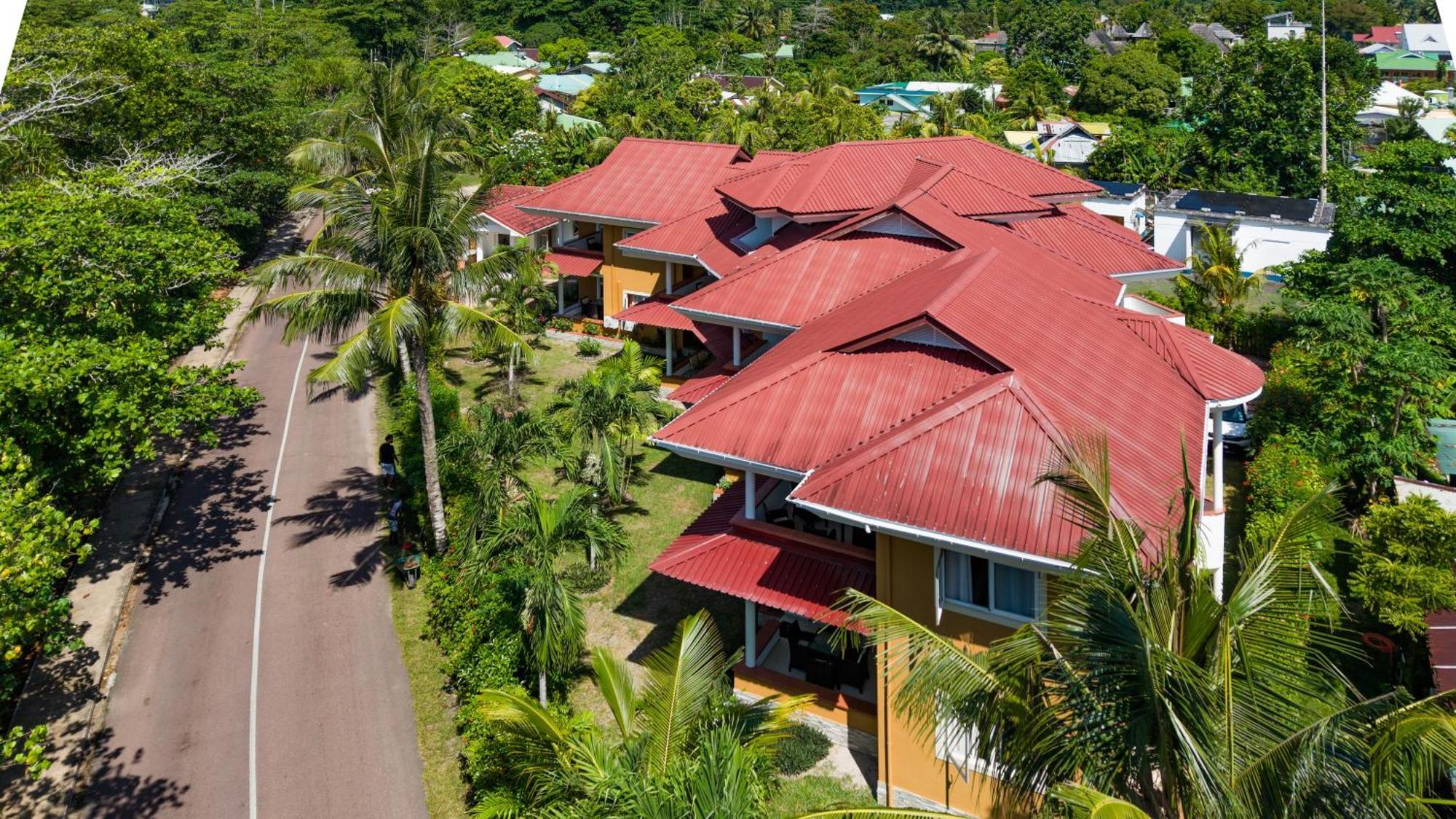 Praslin Paradise Baie Sainte Anne Luaran gambar