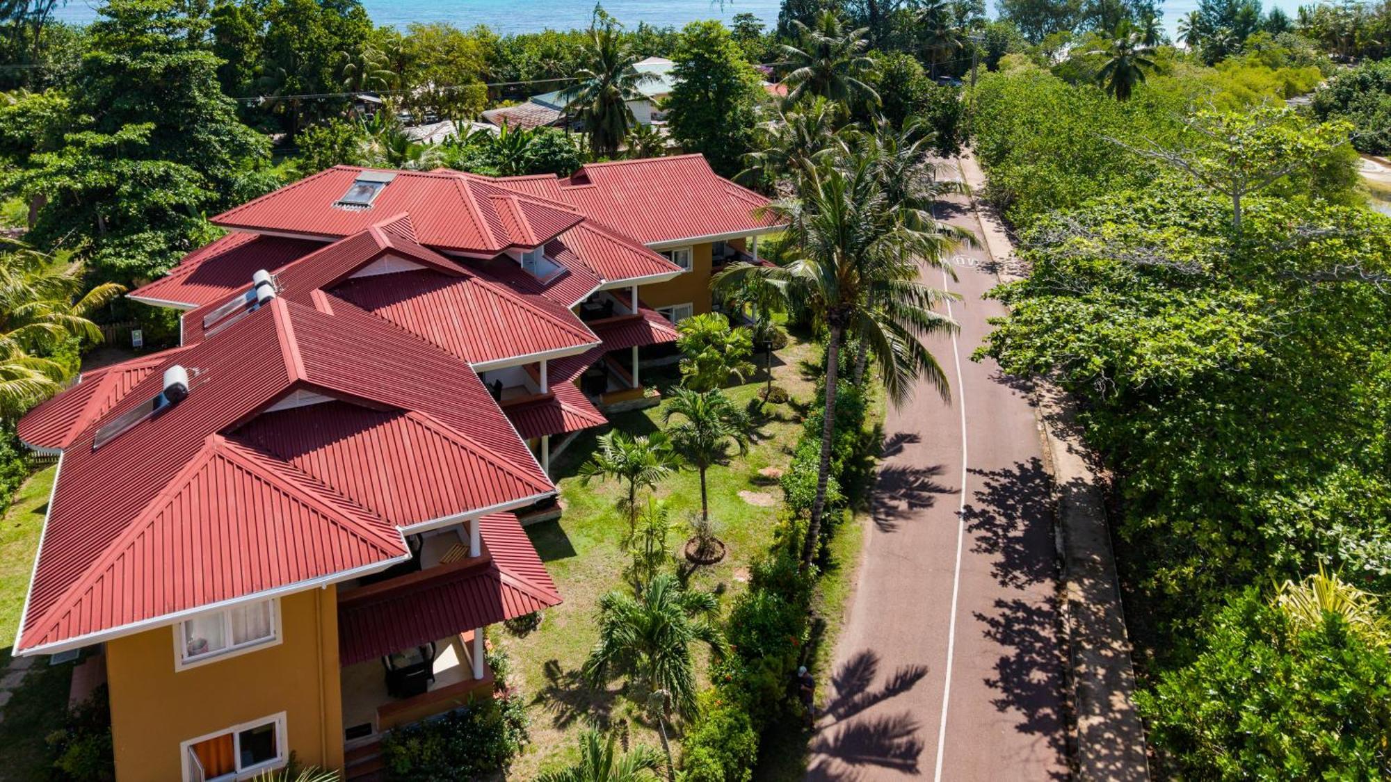 Praslin Paradise Baie Sainte Anne Luaran gambar